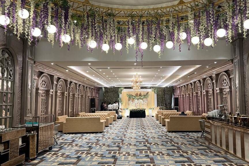Forest Club Gorakhpur — Banquet decor