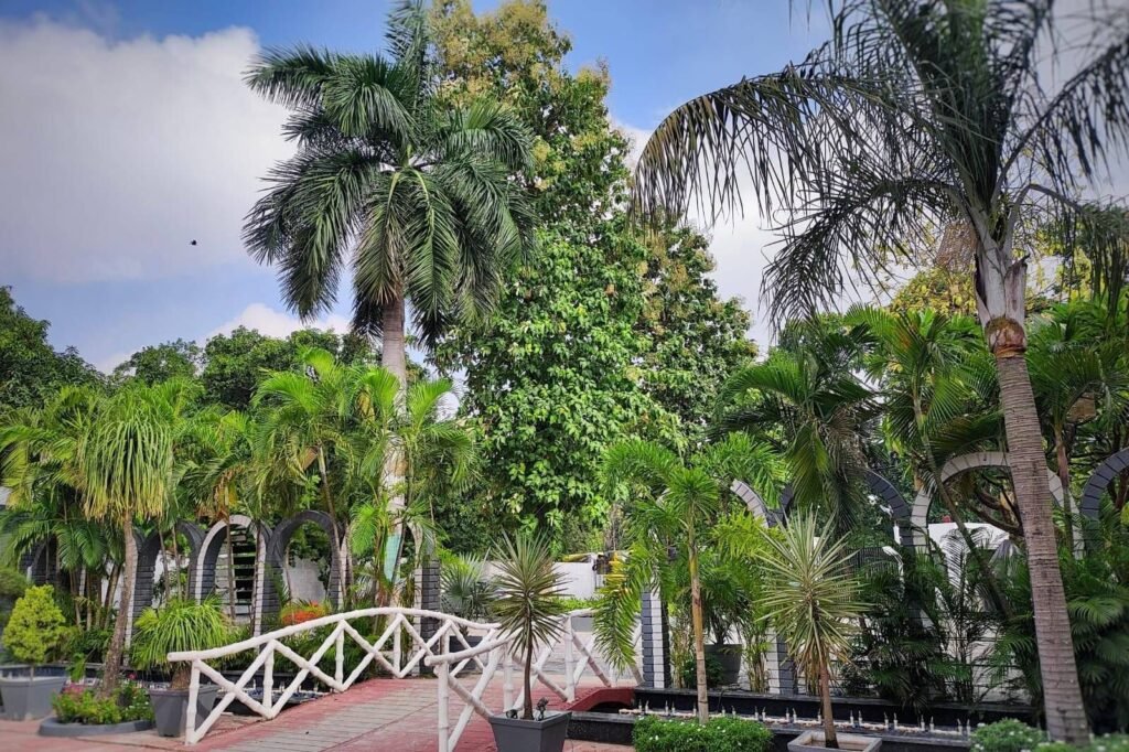 Forest Club Gorakhpur — Gardens