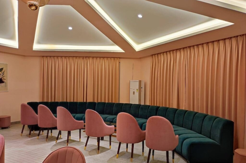 Forest Club Gorakhpur — Lounge