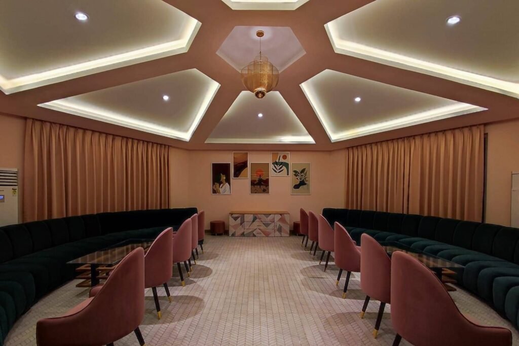Forest Club Gorakhpur — Lounge